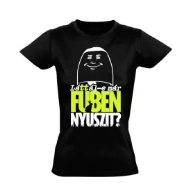   Fűben Nyuszit filmes női póló (fekete) akciós póló - M